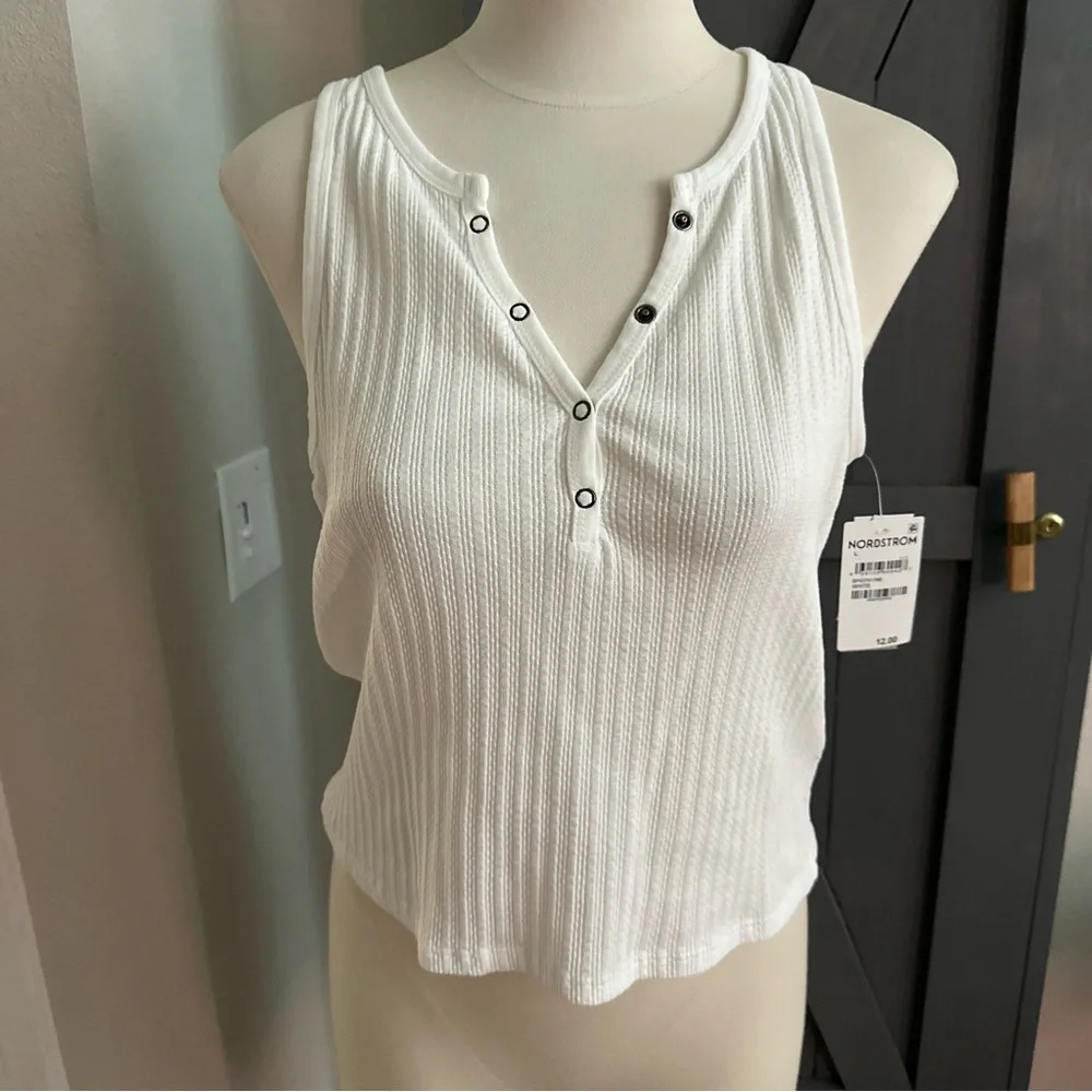 NEW Nordstrom BP White Ribbed Buttoned Tank Top. Size Large - Picture 1 of 5